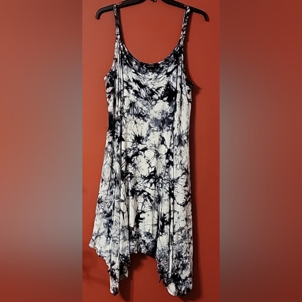 2X Torrid Acid Wash Tie Dye Dress Shark Bite Plus size